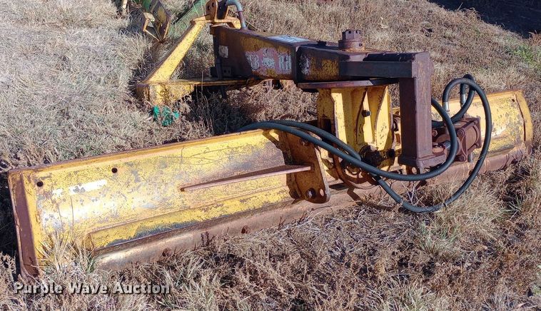 image for item DQ3148 Servis three point blade