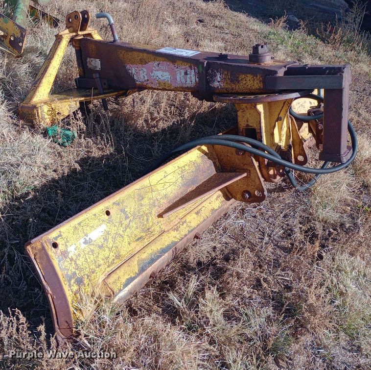 image for item DQ3148 Servis three point blade