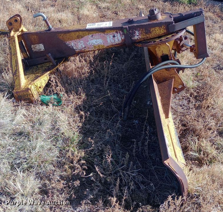 image for item DQ3148 Servis three point blade