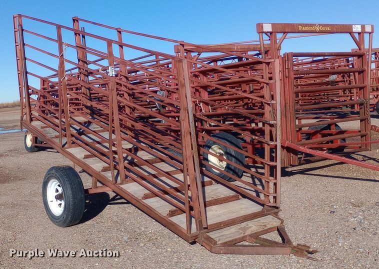 image for item DQ3150 livestock chute