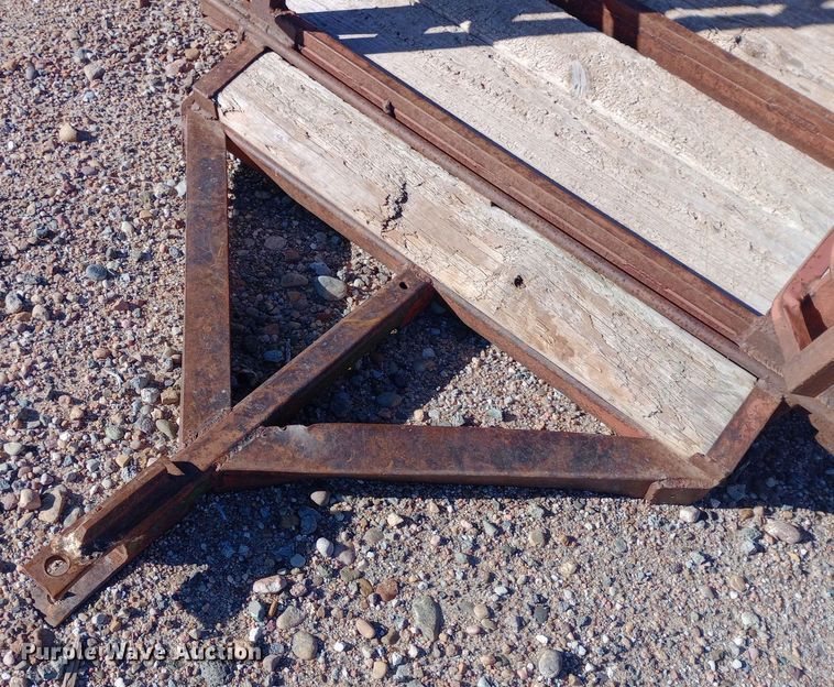 image for item DQ3150 livestock chute