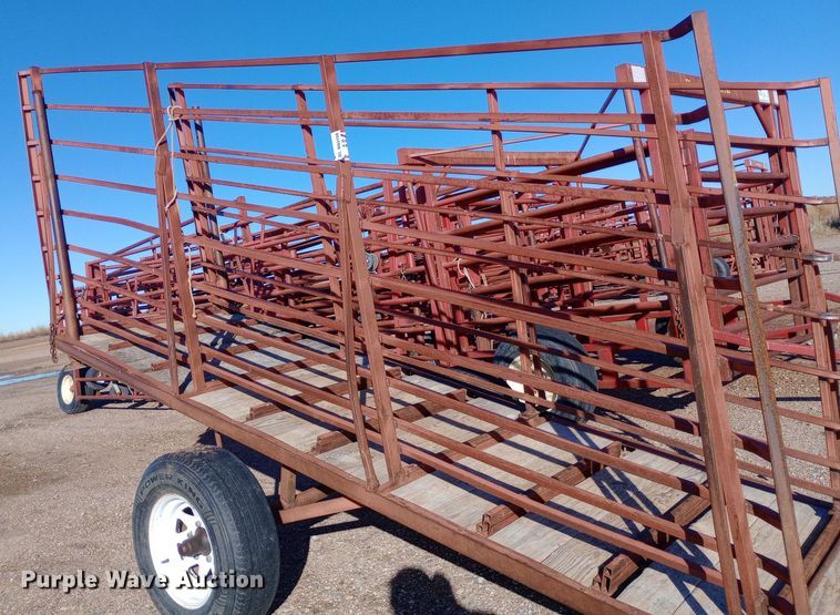 image for item DQ3150 livestock chute