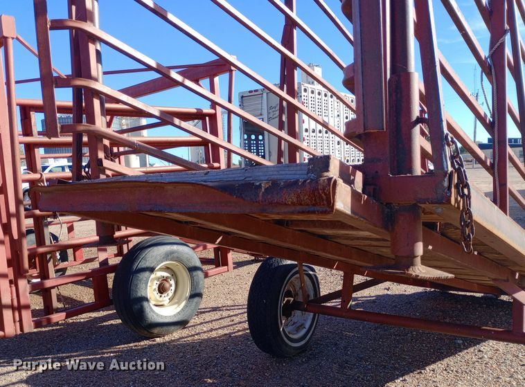 image for item DQ3150 livestock chute