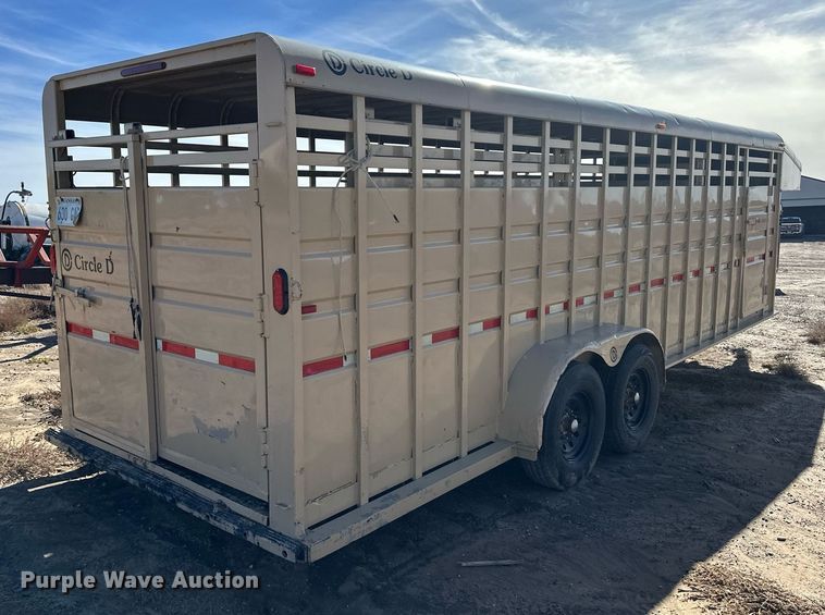image for item DQ3167 2014 Circle D 6824GNST livestock trailer