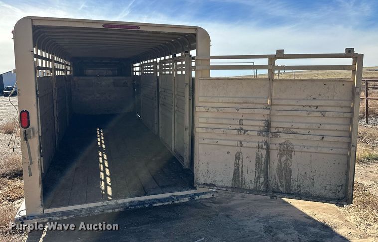 image for item DQ3167 2014 Circle D 6824GNST livestock trailer