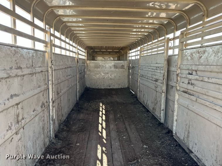 image for item DQ3167 2014 Circle D 6824GNST livestock trailer