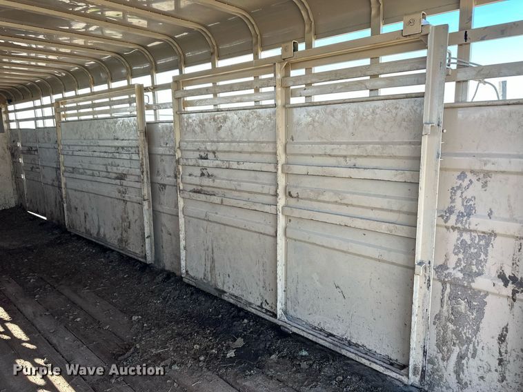 image for item DQ3167 2014 Circle D 6824GNST livestock trailer
