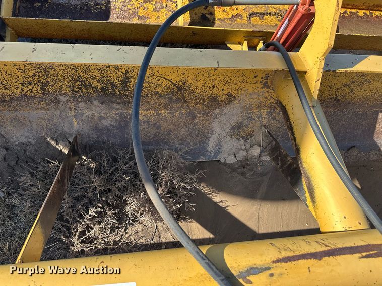 image for item DQ3170 Brown box blade