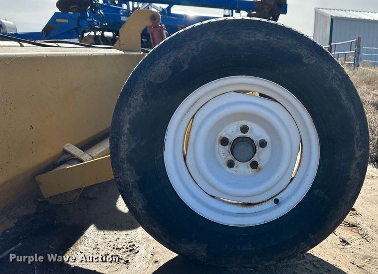 image for item DQ3170 Brown box blade