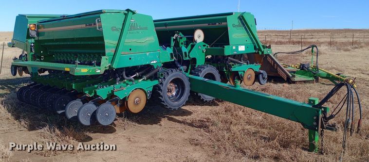 image for item DQ3172 2013 Great Plains 3S-3000HD-4875 grain drill