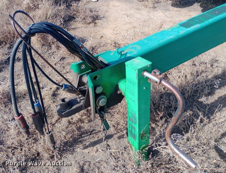 image for item DQ3172 2013 Great Plains 3S-3000HD-4875 grain drill