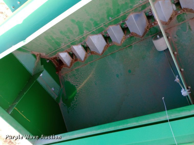 image for item DQ3172 2013 Great Plains 3S-3000HD-4875 grain drill