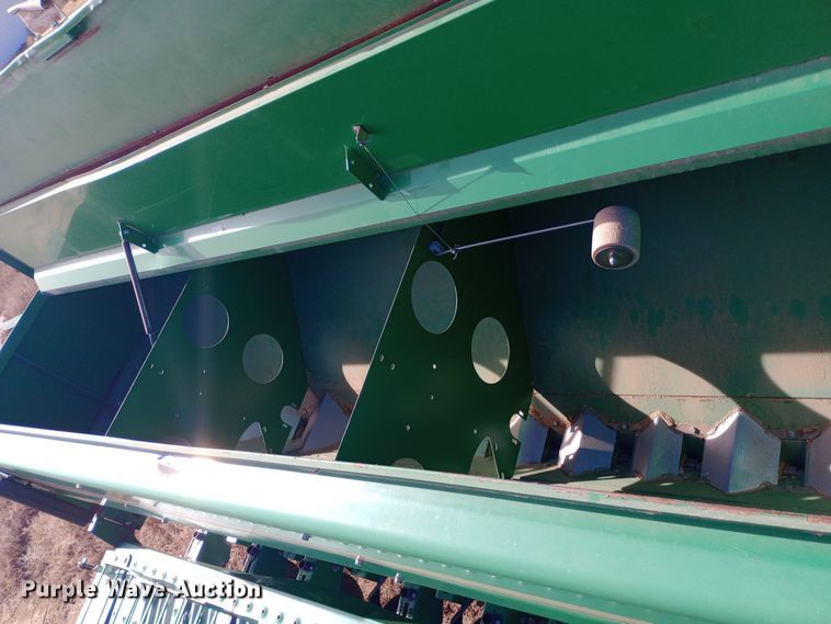 image for item DQ3172 2013 Great Plains 3S-3000HD-4875 grain drill