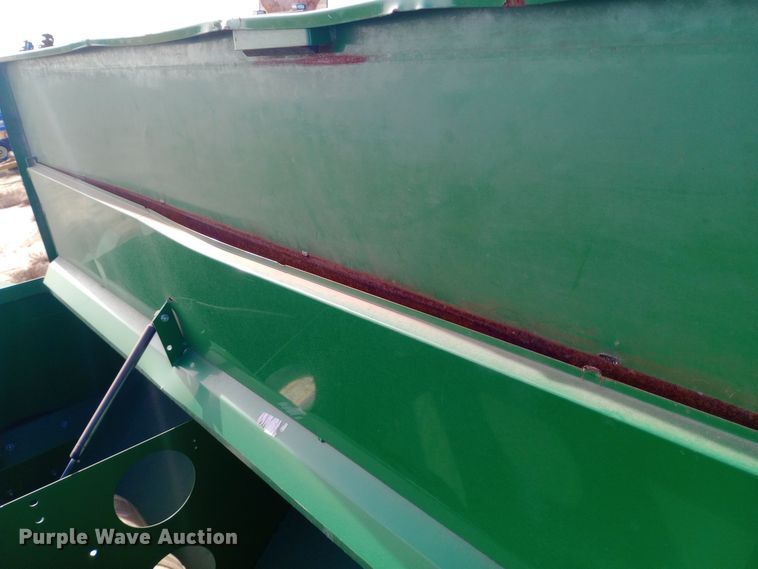 image for item DQ3172 2013 Great Plains 3S-3000HD-4875 grain drill