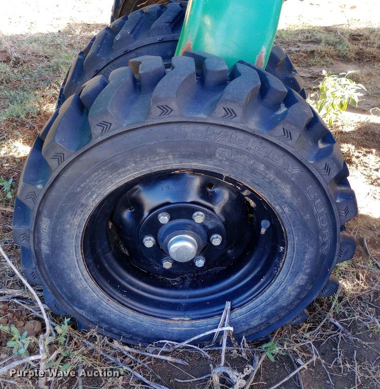 image for item DQ3172 2013 Great Plains 3S-3000HD-4875 grain drill