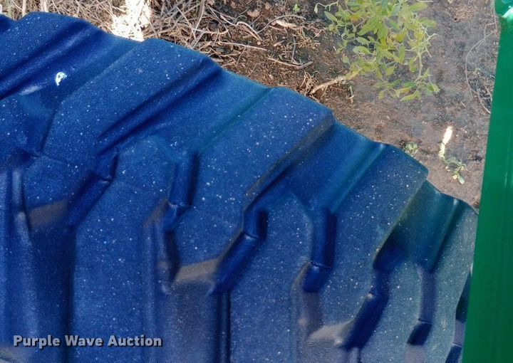 image for item DQ3172 2013 Great Plains 3S-3000HD-4875 grain drill