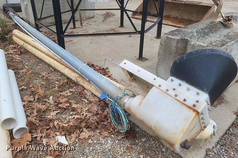 image for item DQ3771 Grain tank