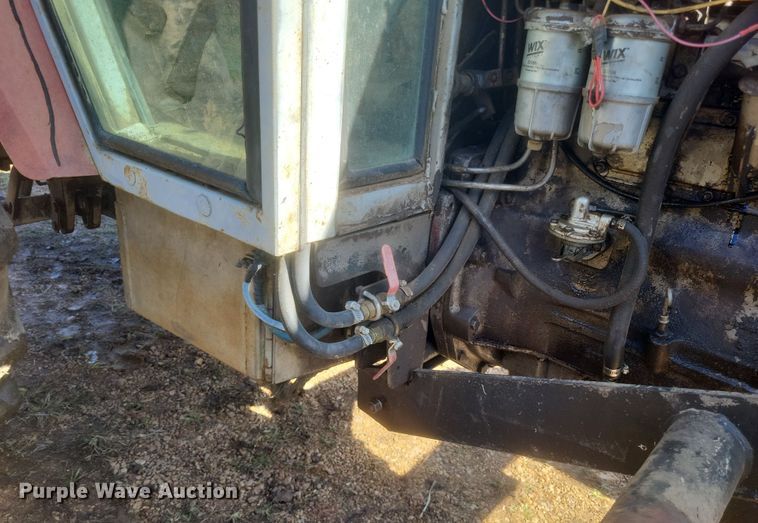 image for item DQ3778 1981 Massey Ferguson  285 tractor