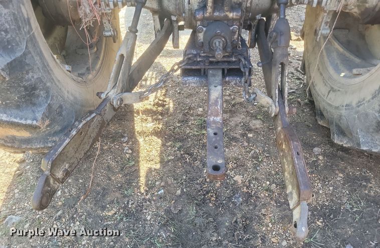 image for item DQ3778 1981 Massey Ferguson  285 tractor