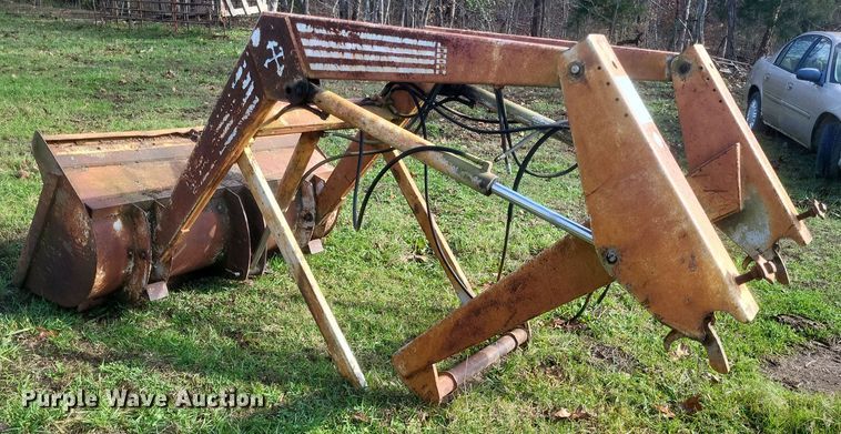 image for item DQ3778 1981 Massey Ferguson  285 tractor