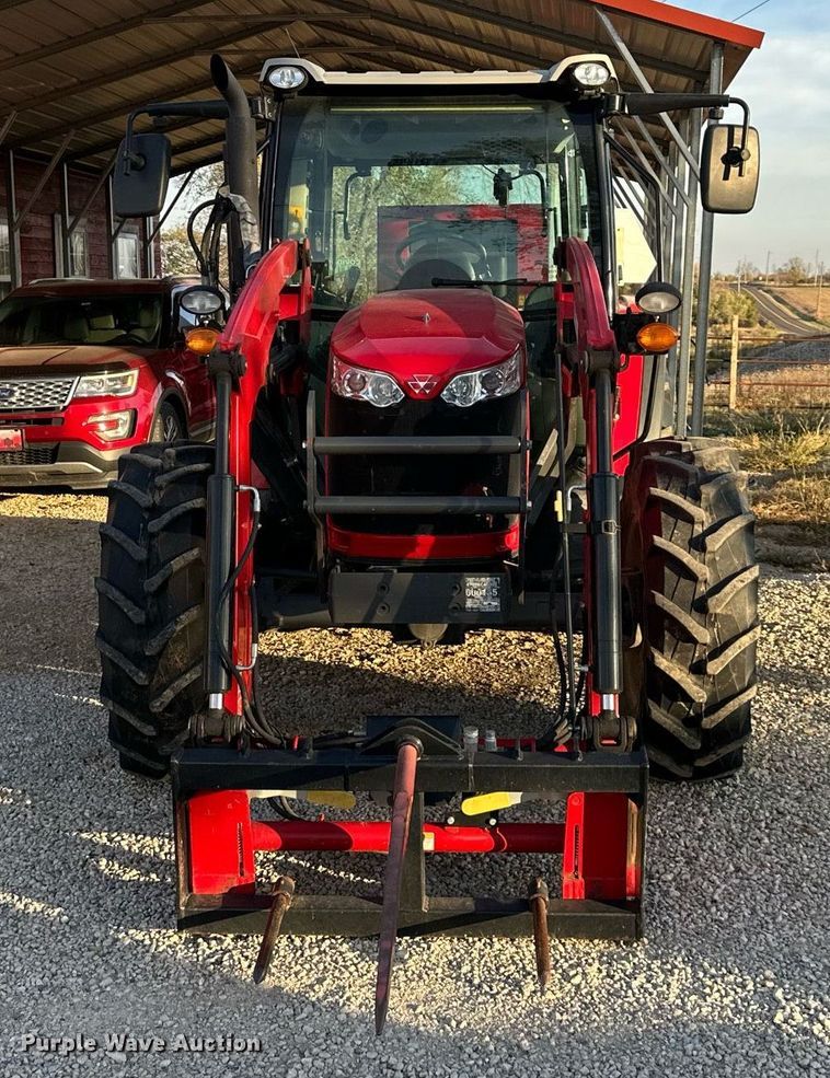 image for item DR2742 2019 Massey Ferguson 4707NC4 MFWD tractor