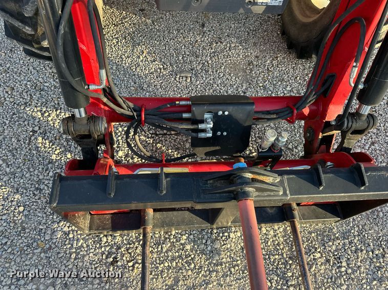 image for item DR2742 2019 Massey Ferguson 4707NC4 MFWD tractor