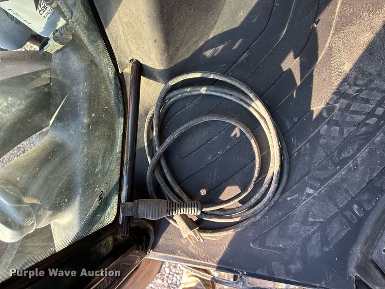 image for item DR2742 2019 Massey Ferguson 4707NC4 MFWD tractor