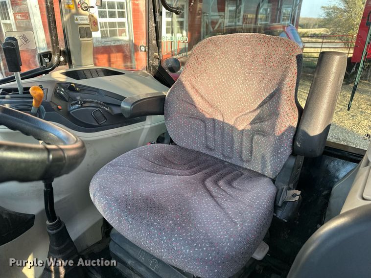 image for item DR2742 2019 Massey Ferguson 4707NC4 MFWD tractor