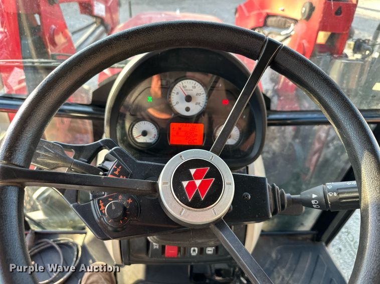 image for item DR2742 2019 Massey Ferguson 4707NC4 MFWD tractor