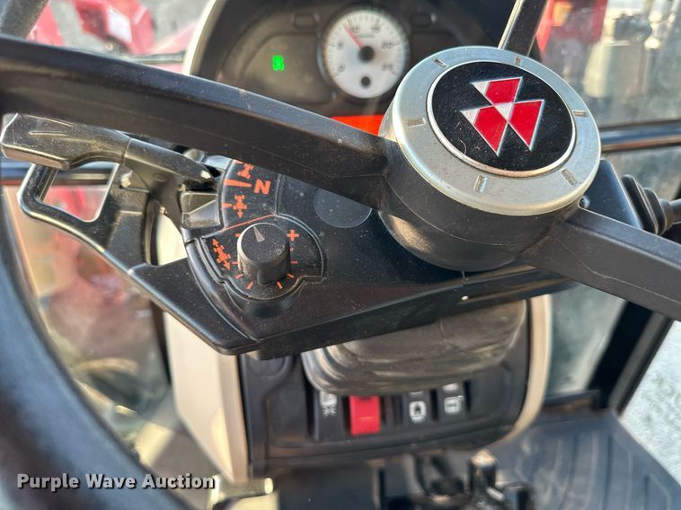 image for item DR2742 2019 Massey Ferguson 4707NC4 MFWD tractor