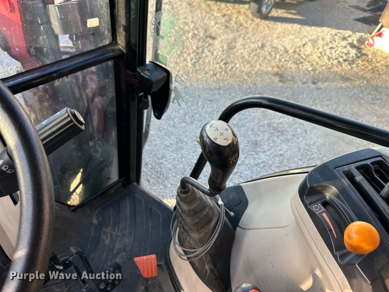 image for item DR2742 2019 Massey Ferguson 4707NC4 MFWD tractor