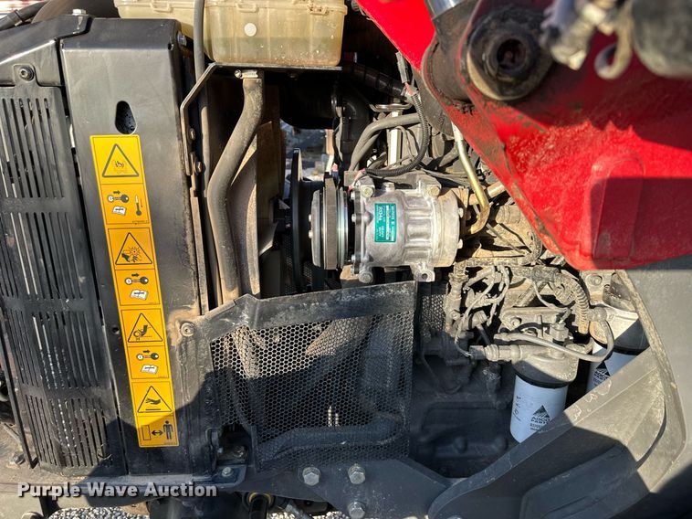 image for item DR2742 2019 Massey Ferguson 4707NC4 MFWD tractor