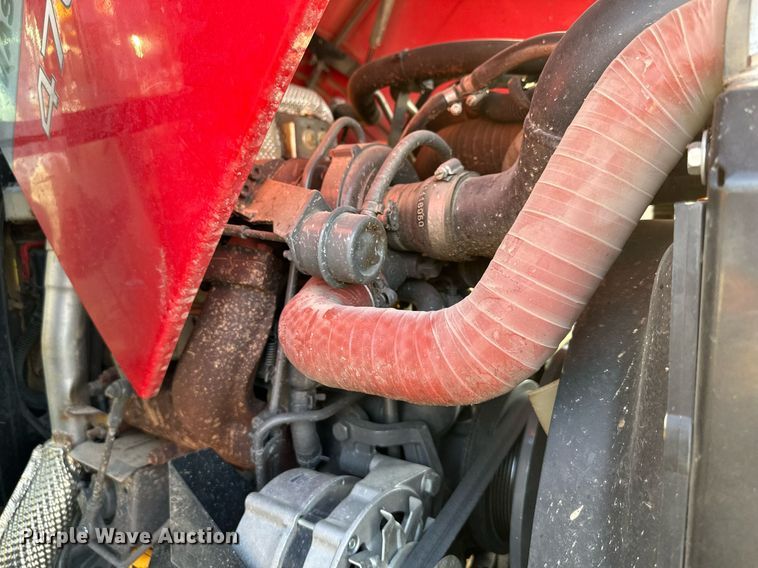 image for item DR2742 2019 Massey Ferguson 4707NC4 MFWD tractor