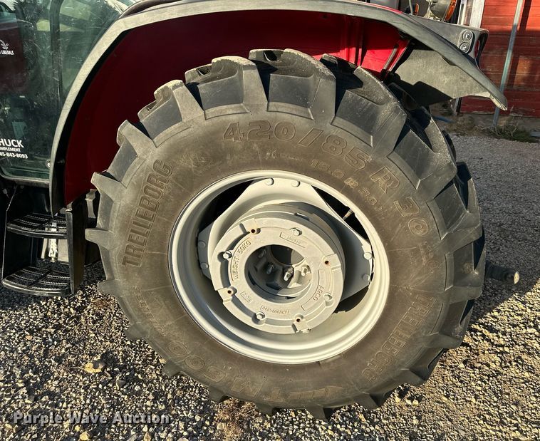 image for item DR2742 2019 Massey Ferguson 4707NC4 MFWD tractor