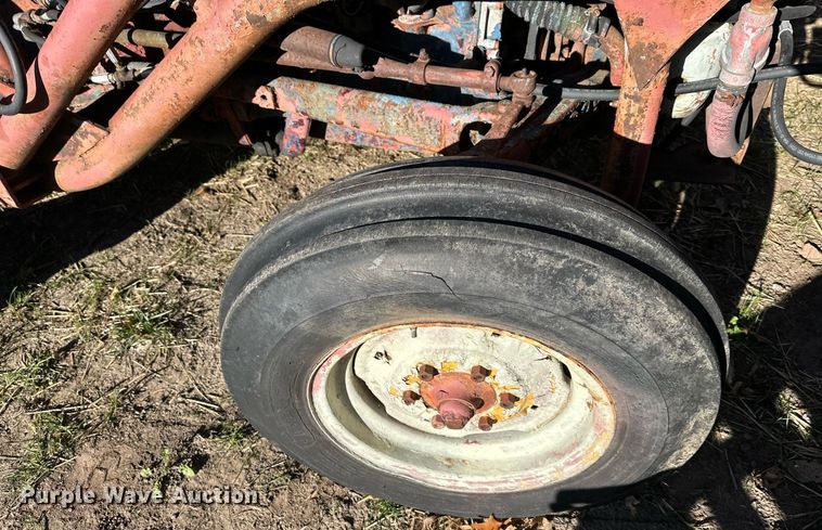 image for item DS3259 Ford Power Master 801 tractor