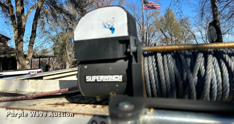 image for item DS3260 2001 Titan equipment trailer