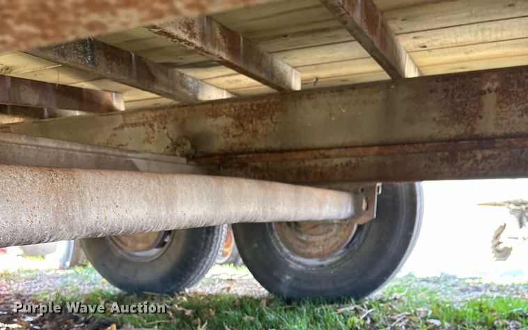 image for item DS3260 2001 Titan equipment trailer