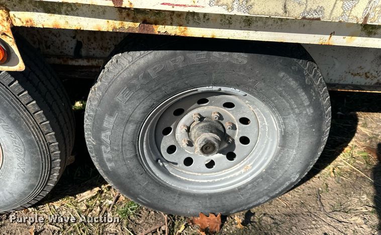 image for item DS3260 2001 Titan equipment trailer