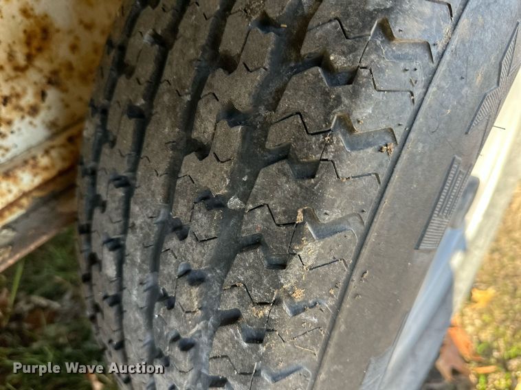 image for item DS3260 2001 Titan equipment trailer