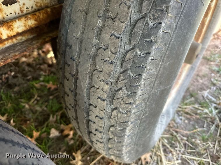 image for item DS3260 2001 Titan equipment trailer