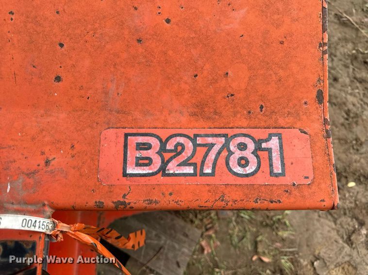 image for item DT2154 Kubota  B2781 snow blower