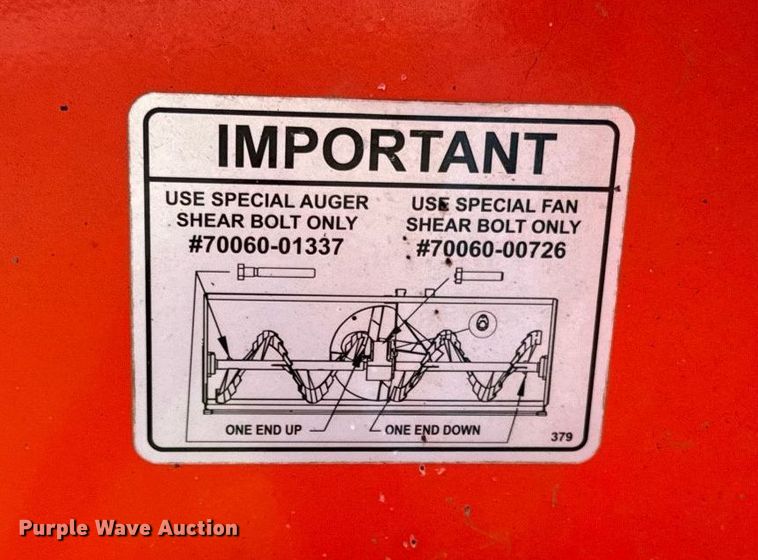 image for item DT2155 Kubota  B2782 snow blower