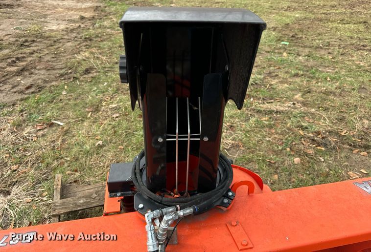 image for item DT2155 Kubota  B2782 snow blower