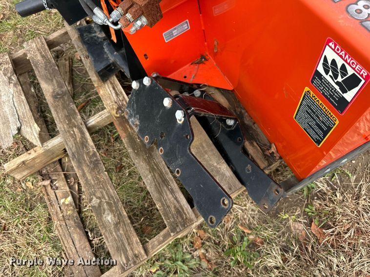 image for item DT2155 Kubota  B2782 snow blower