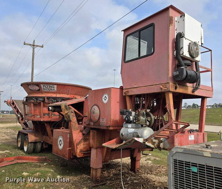 image for item DT5337 1999 Morbark tub grinder