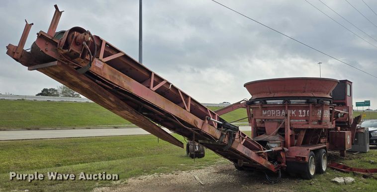 image for item DT5337 1999 Morbark tub grinder