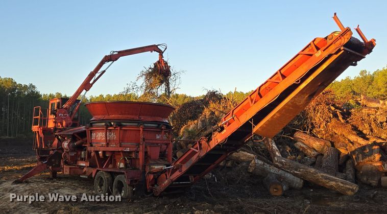 image for item DT5337 1999 Morbark tub grinder