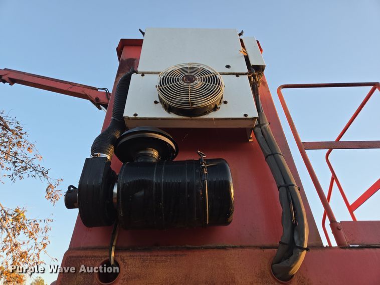 image for item DT5337 1999 Morbark tub grinder