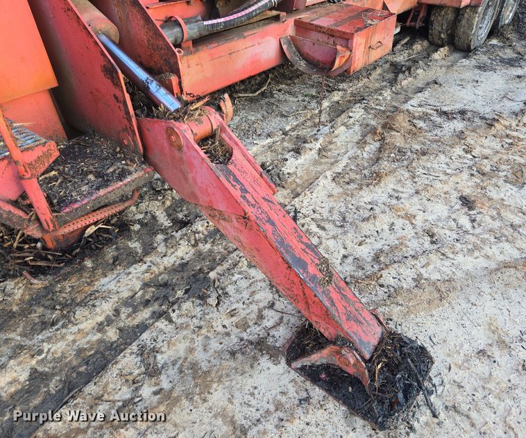 image for item DT5337 1999 Morbark tub grinder