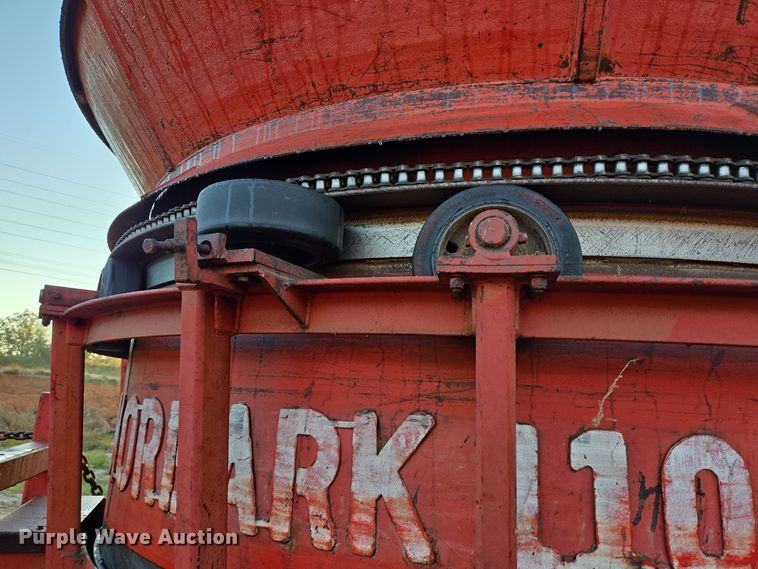 image for item DT5337 1999 Morbark tub grinder